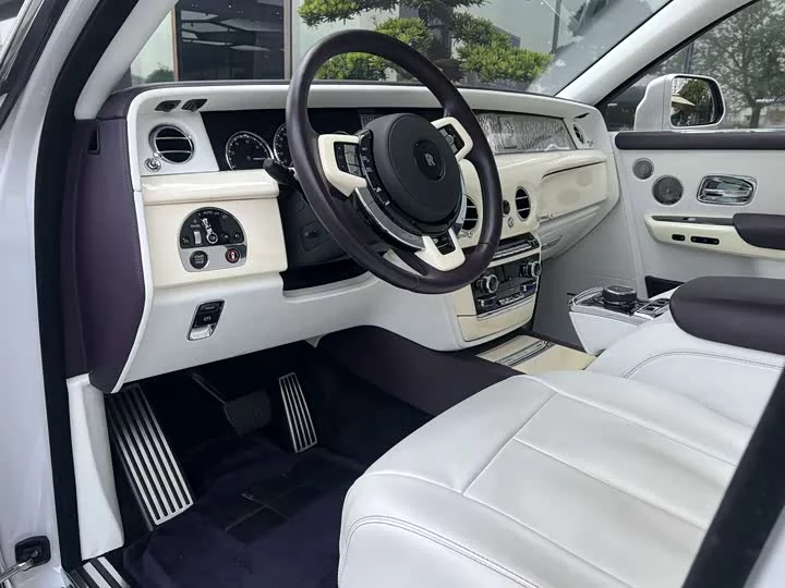Rolls Royce phantom