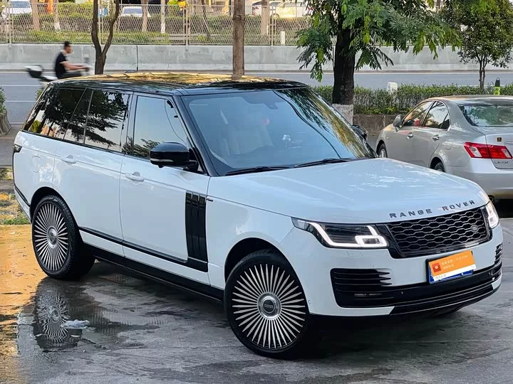 Land Rover range rover