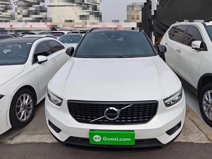 Volvo XC40