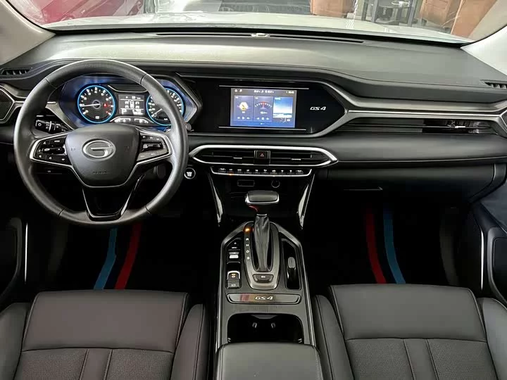 GAC Trumpchi GS4