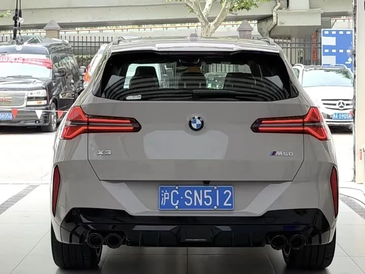 BMW X3 M50