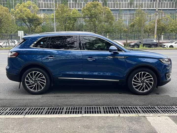 Lincoln Voyager