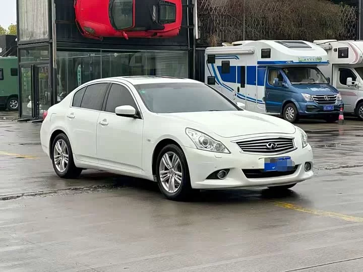 Infiniti G Series