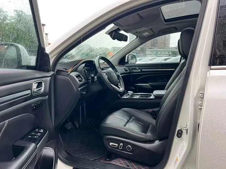 GAC Trumpchi GS8