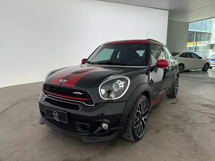 MINI JCW PACEMAN