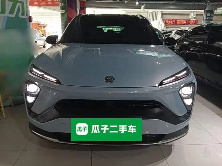 NIO ES6