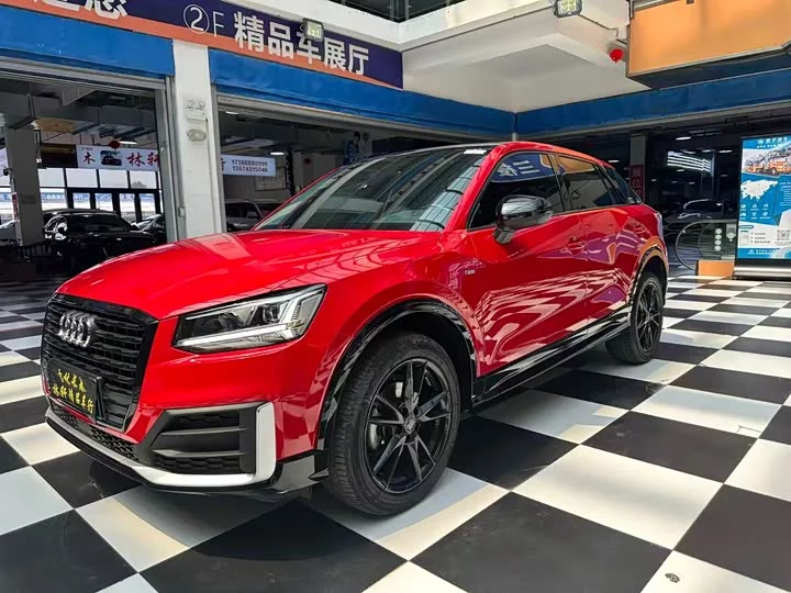 Audi Q2L