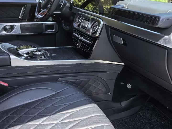 Mercedes-Benz G-rated