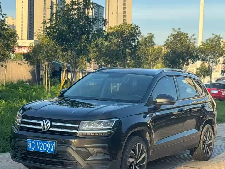 Volkswagen Tharu