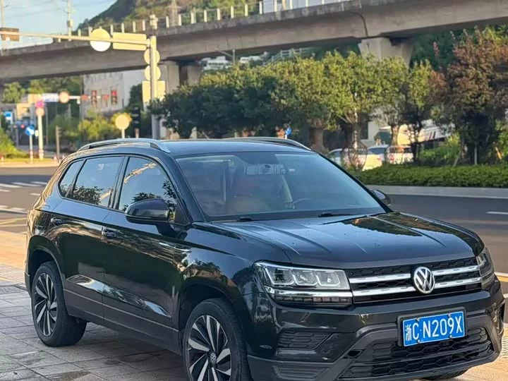Volkswagen Tharu