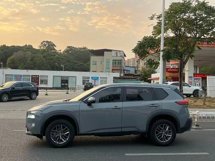 Nissan Qijun