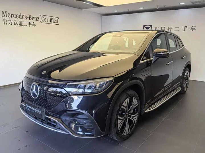 Mercedes-Benz EQE SUV
