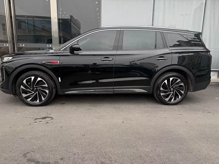 Hongqi HS7 PHEV