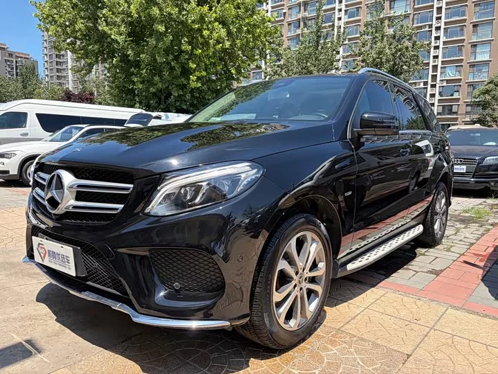 Mercedes-Benz GLE (Imported)