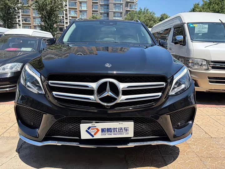 Mercedes-Benz GLE (Imported)
