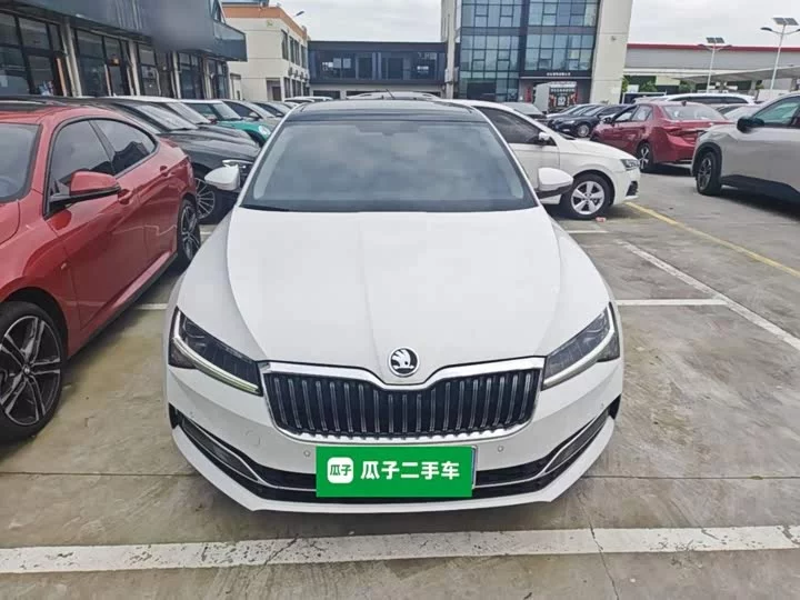 Skoda SuperB