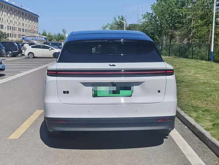 Li Ideal i6