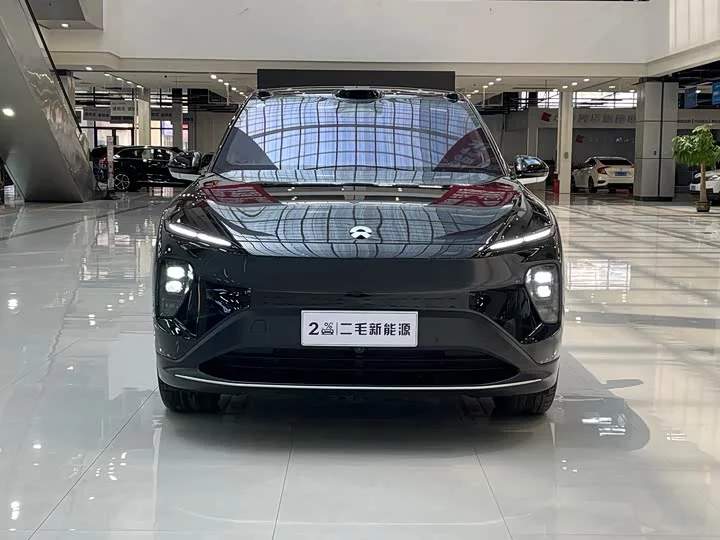 NIO EC7