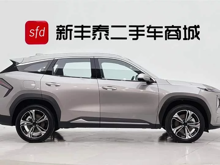 Geely Galaxy L7