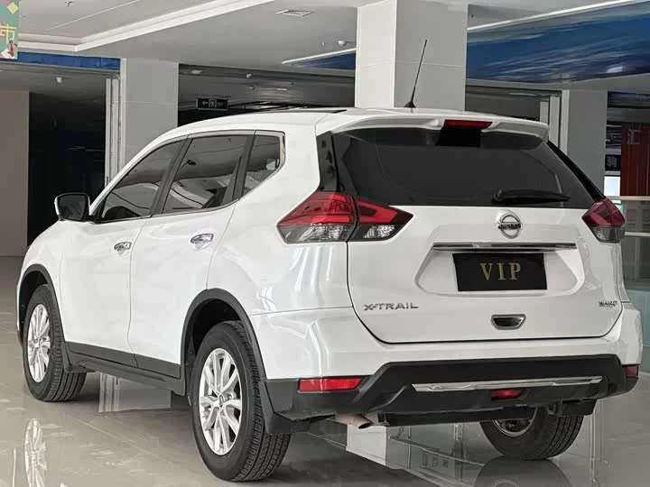 Nissan Qijun