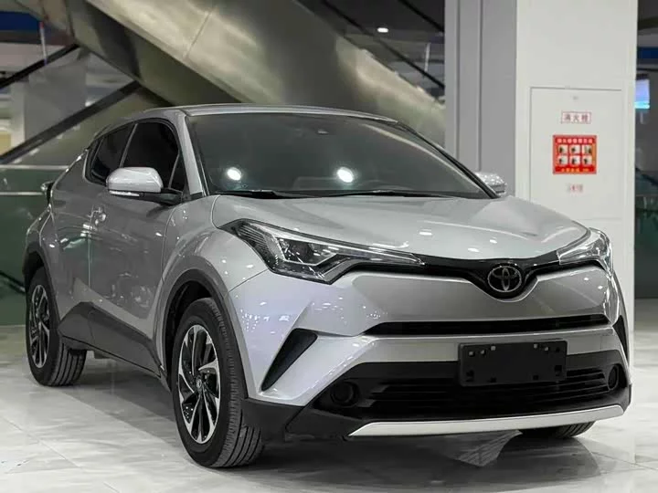 Toyota Yize IZOA