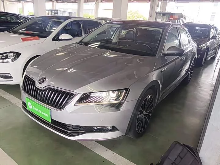 Skoda SuperB