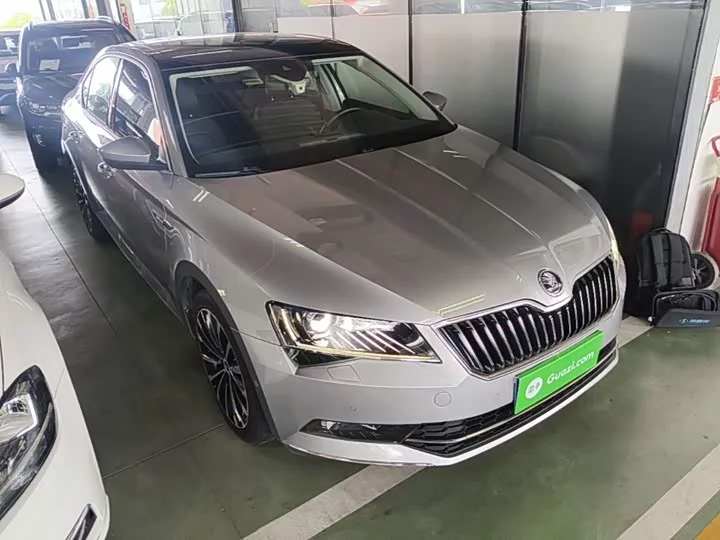 Skoda SuperB