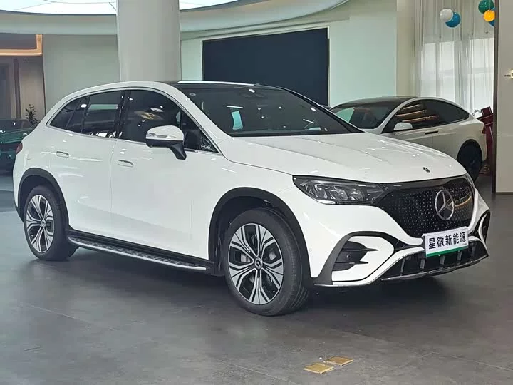 Mercedes-Benz EQE SUV