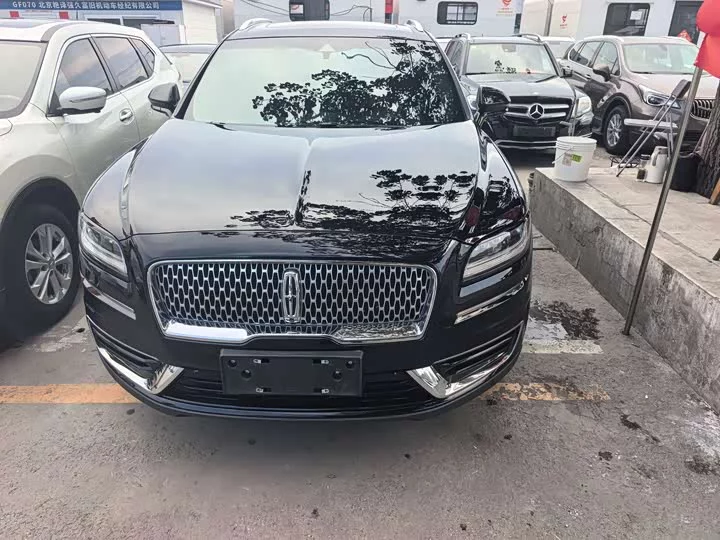 Lincoln Voyager