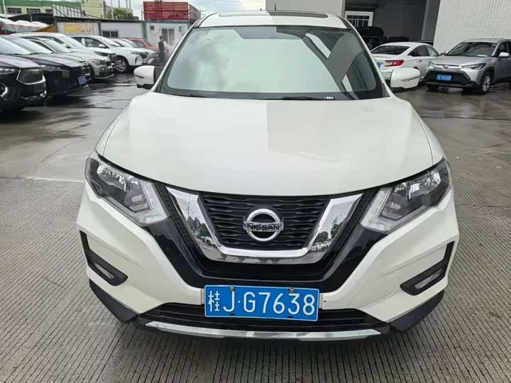 Nissan Qijun