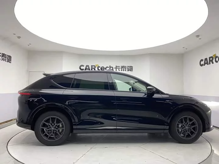 Zhiji LS7