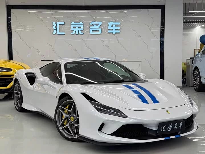 ferrari F8