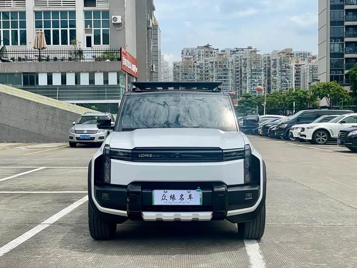 iCAR 03T
