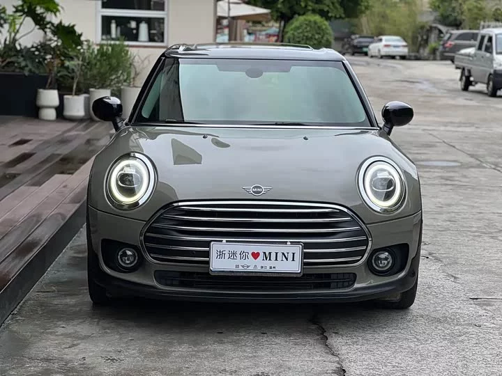 MINI CLUBMAN
