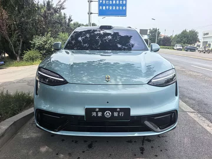 AITO Question Questioning the World M6