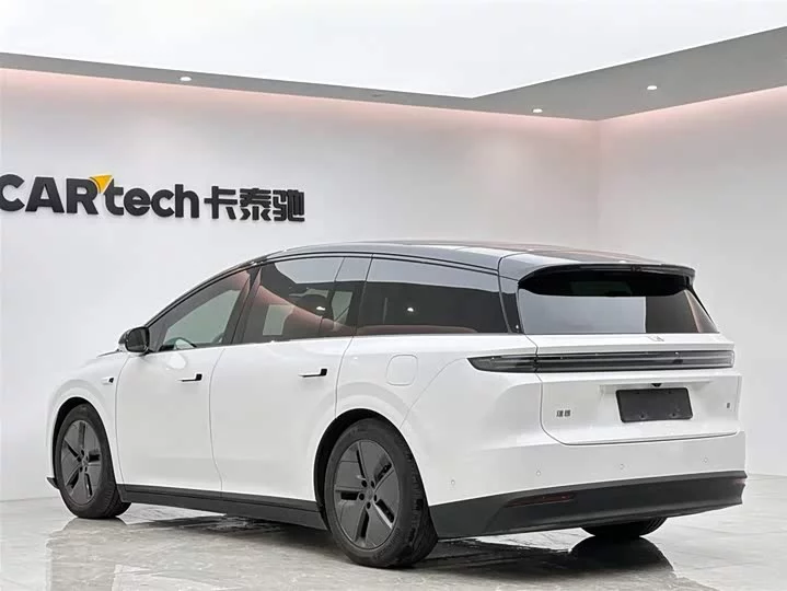 Li Ideal i8