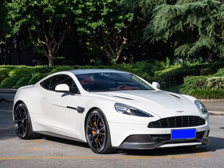 Aston Martin Vanquish