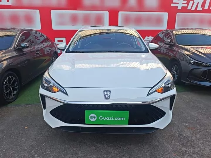 Roewe i5