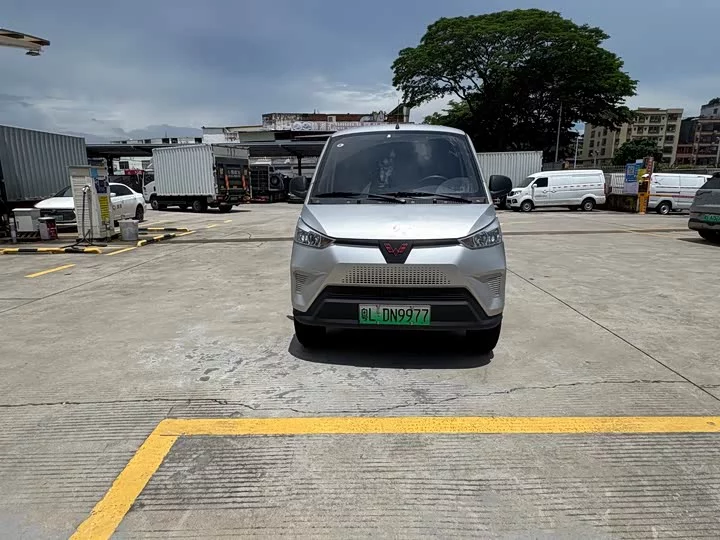 Wuling EV50
