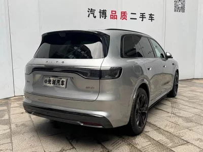 AITO QJM8