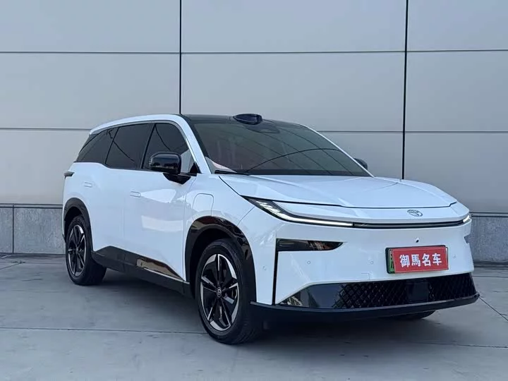 Toyota Bozhi 3X