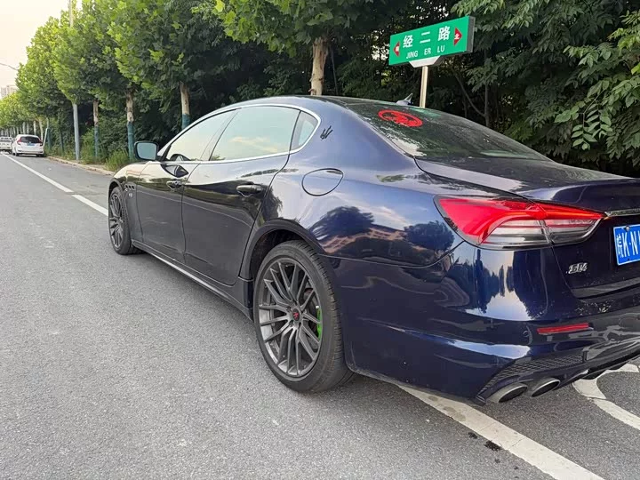 Maserati President