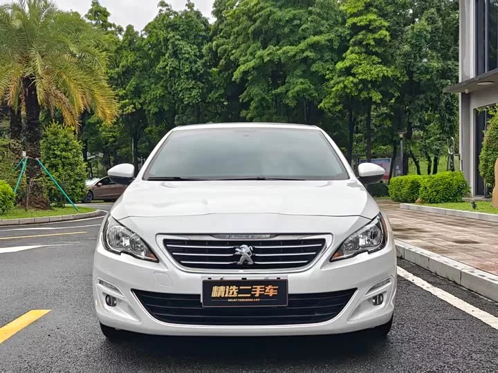 Peugeot 408