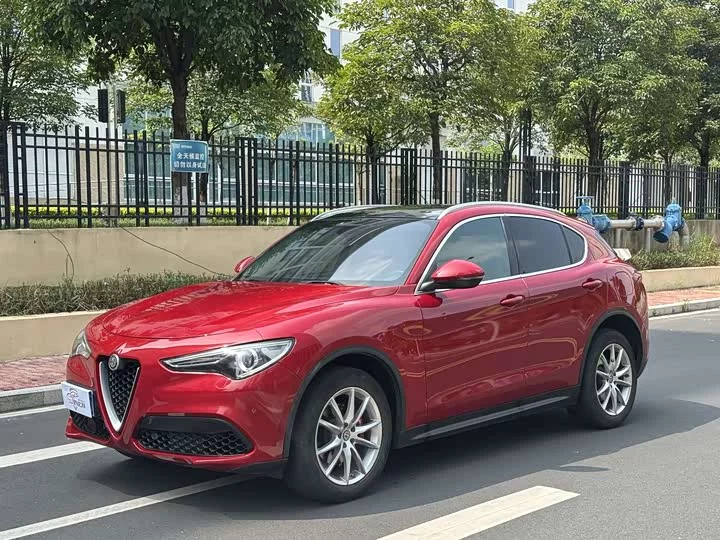 alfa romeo Stelvio