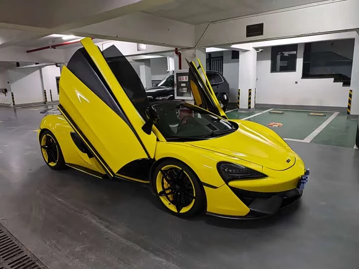 McLaren 570