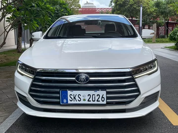 BYD Qin