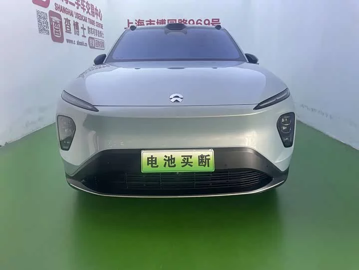 NIO EC7