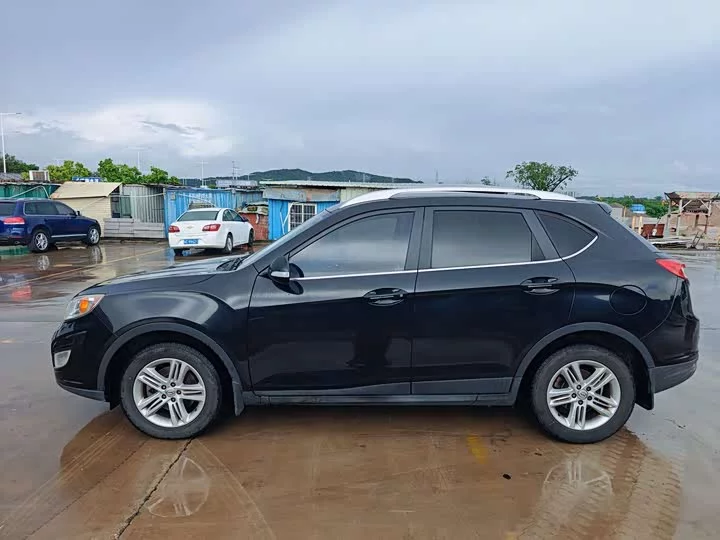 GAC Trumpchi GS5