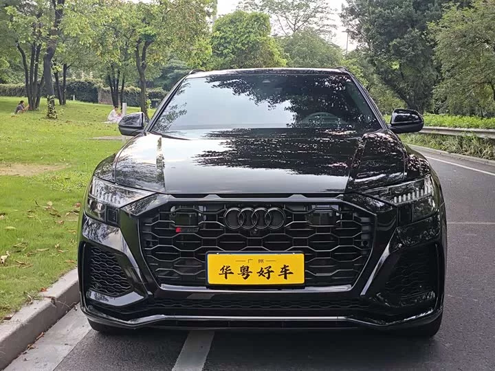 Audi RS Q8
