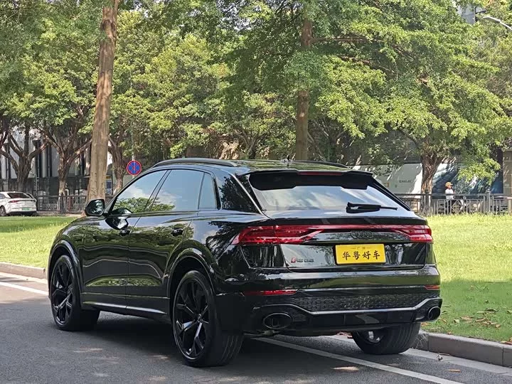 Audi RS Q8